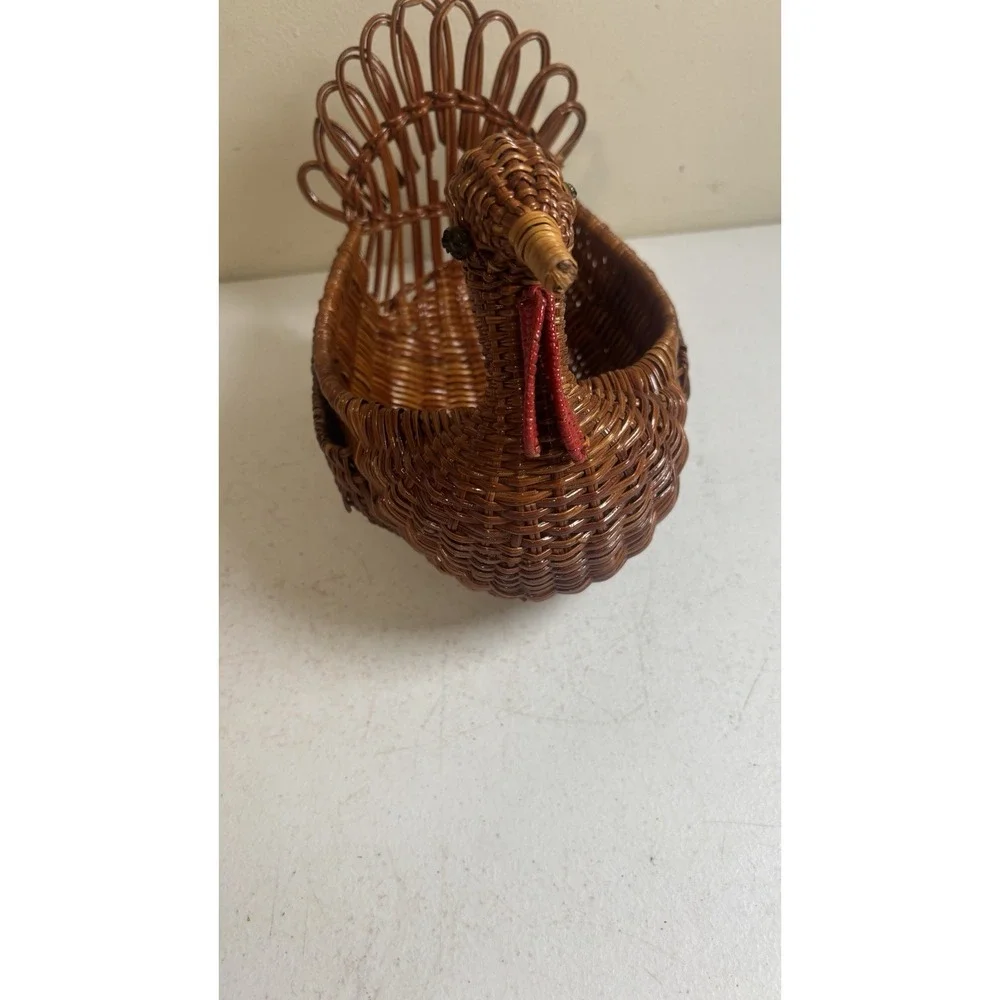 Vintage Turkey Wicker Bread Basket Woven Thanksgiving Farmhouse Centerpiece